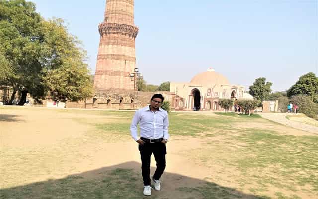 Qutub Minar History Information in Hindi