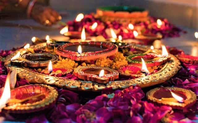 Happy Choti Diwali Wishes 2021| मुबारक हो आपको छोटी दिवाली का त्यौहार